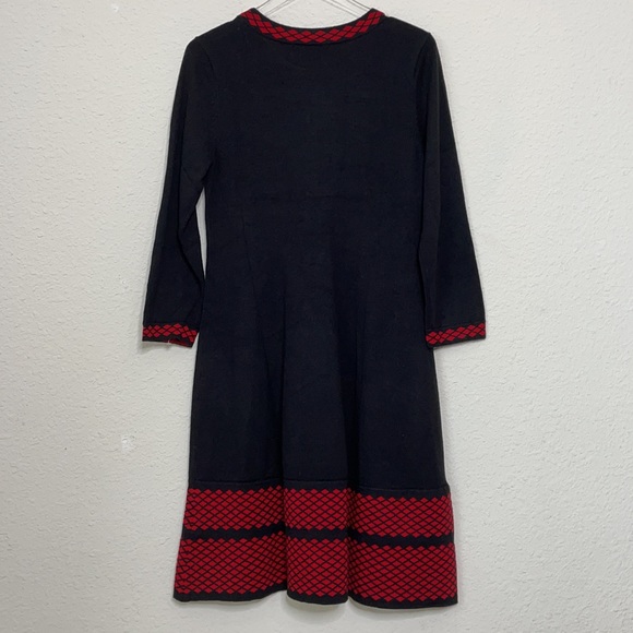 NEW Eliza J Black Red Lattice Trim Detail Long Sleeve Sweater Midi Dress Sz. M - Picture 2 of 3